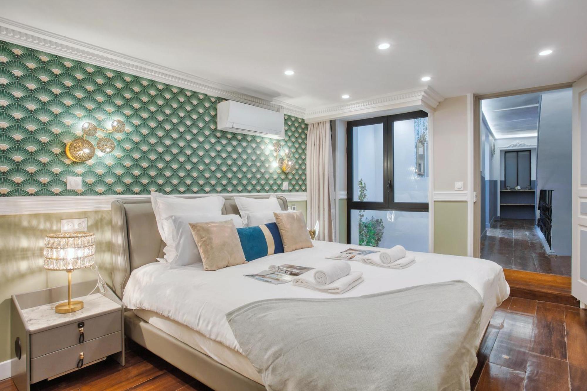 Elegant Triplex In Paris - Ideal For 10 - Aircon Kültér fotó